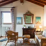 Cozy And Charming Apt In Veronacenter With Parking