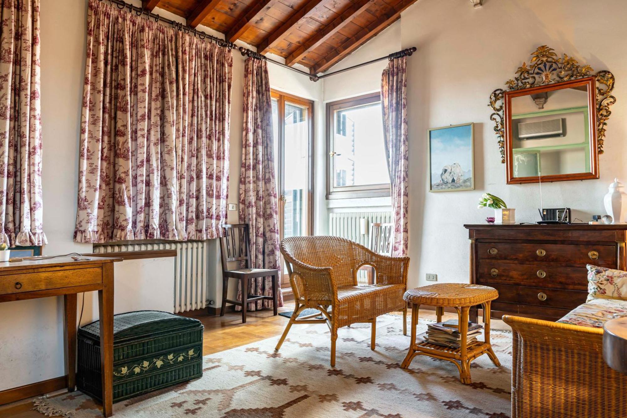 Appartamento Cozy And Charming In Veronacenter With Parking Verona